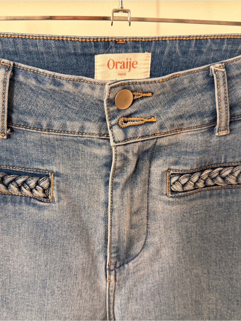Light Blue High-Waist Women’s Jeans with Front Pocket Details
